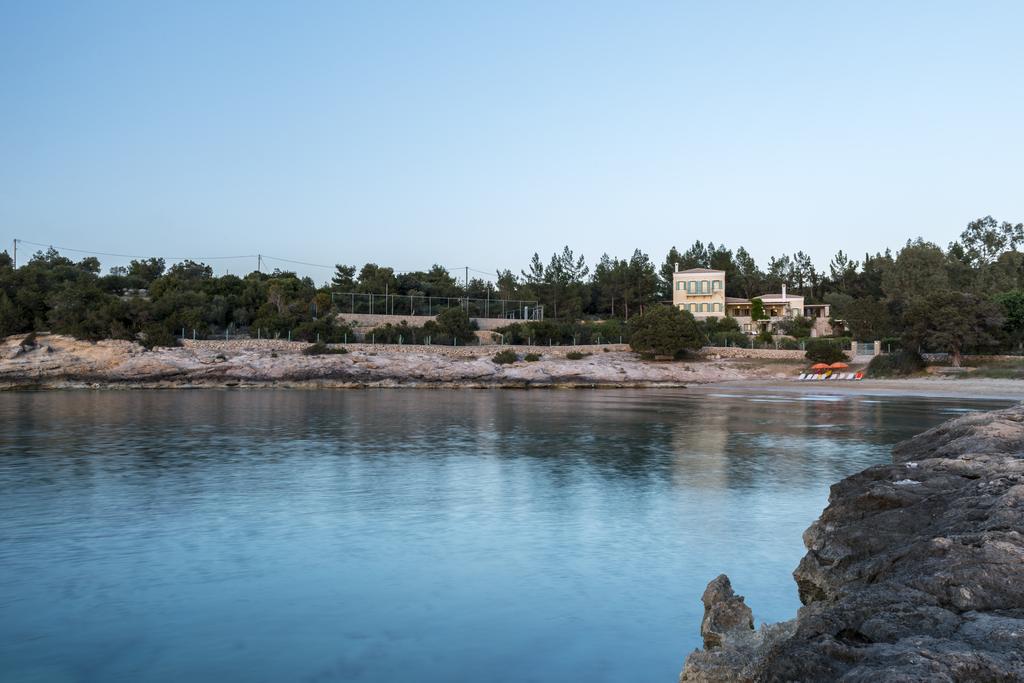 Electra Beachfront Villa Kranidi Exterior photo