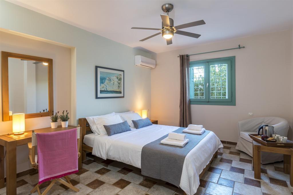 Electra Beachfront Villa Kranidi Exterior photo
