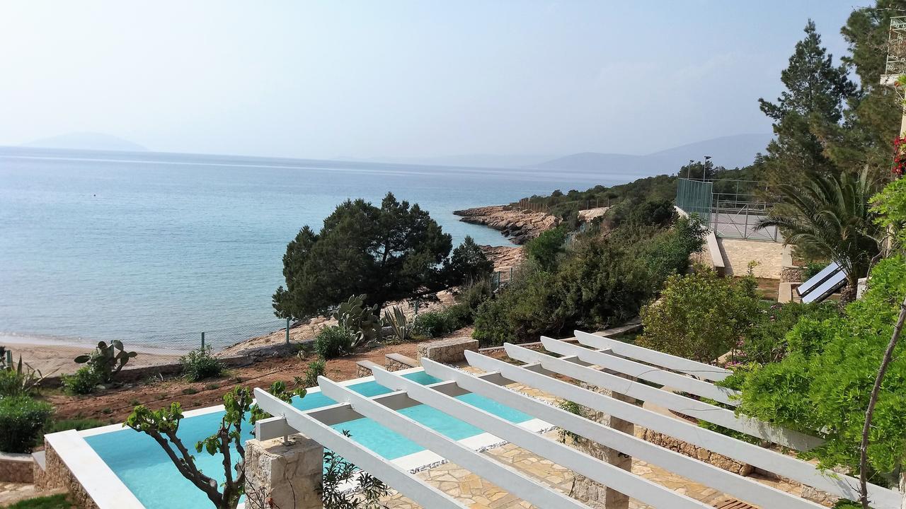 Electra Beachfront Villa Kranidi Exterior photo